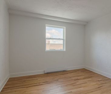 4870 Queen Mary RoadQ, Montréal, QC - Photo 3