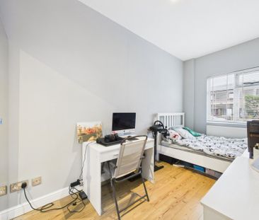 Ferndale Road, Ashford, Middlesex,TW15 - Photo 3