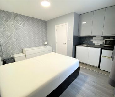 Studio to rent - Photo 1