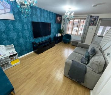 2 bedroom terraced house to rent - Photo 2