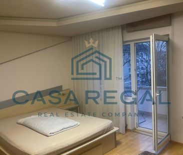 Apartament 3 camere, mobilat modern, et. 3, zona Decebal – AC, parcare - Photo 1