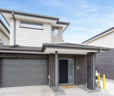 6/45 Hatchlands Drive Deer Park VIC - Photo 3