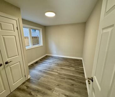 For Lease - 19 Waring Court Unit# Lower, Toronto, Ontario - Photo 2