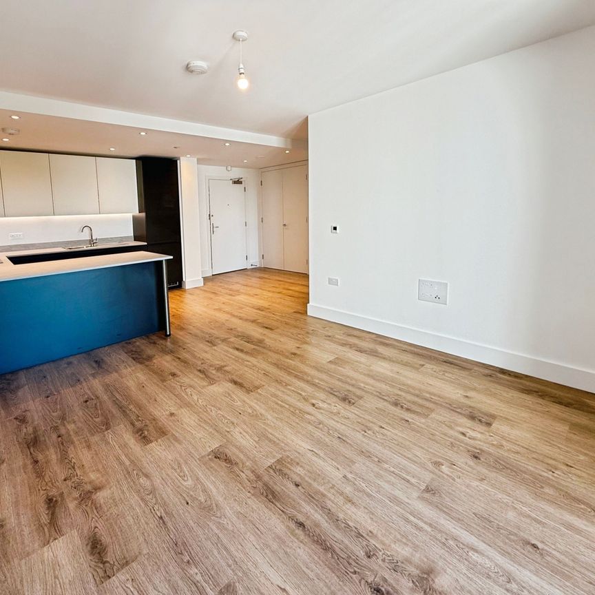 Burnt Mill, Harlow - Photo 1