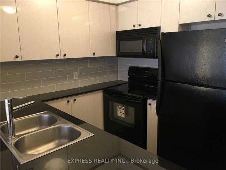 5793 Yonge Street #1107 - Photo 2