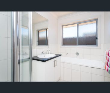 9 Walnut Ct, Mildura, Vic 3500 - Photo 6
