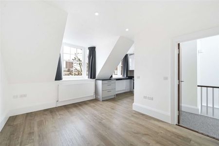 *3D Virtual Tour Available* A brand new to market a completely refurbished one bedroom apartment on the top floor of this impressive period building in Addison Gardens - Photo 5