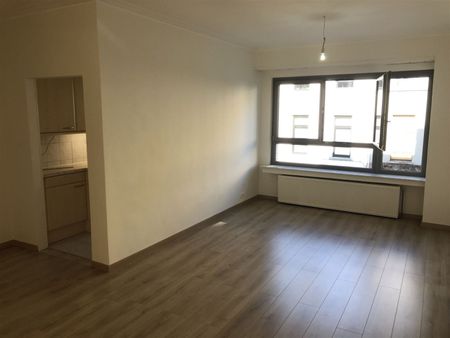 Ruim 2 slaapkamer appartement - Photo 3