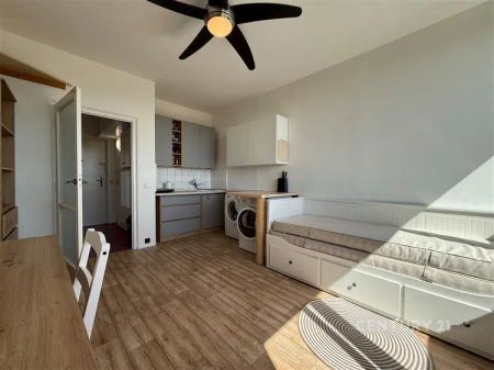 Moderní a světlý byt 1+kk s panoramatickým výhledem v 12. patře, Lesná, Brno - Photo 5