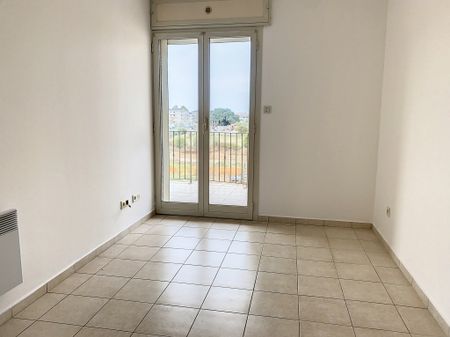 Location Appartement 2 pièces 37m² PENTA DI CASINCA 20213 - Photo 3