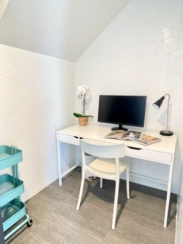 “Level 61 Luxurious two-bedroom apartment” - Photo 2