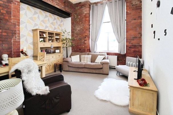 1 bedroom flat to rent - Photo 1