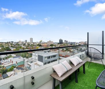 Bright Two Bedroom by Central Prahran - Photo 1