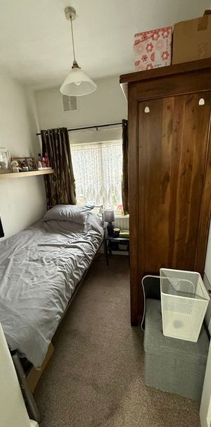 Room in a Shared House, Blackhorse Lane, CR0 - Photo 1