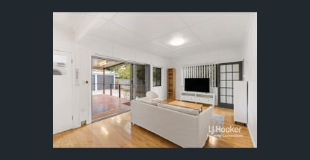 Modern Family Living in a Quiet Chermside Pocket - Photo 2