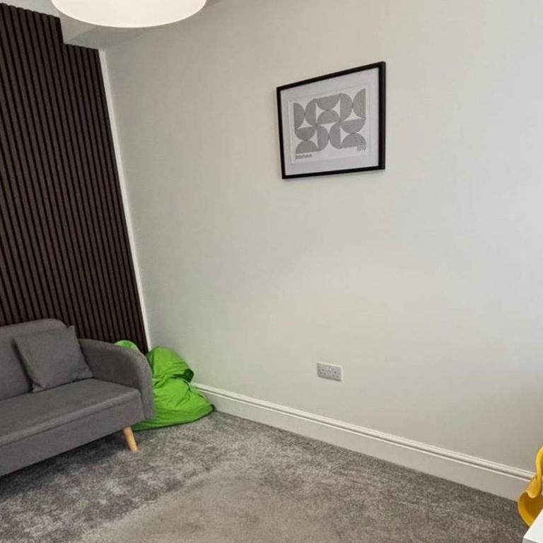 2 bedroom house to rent - Photo 1