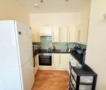 Sherborne Road, Yeovil, Somerset - Photo 1