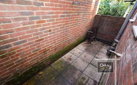 |ref: |, Northam Road, Southampton, SO14 - Photo 2