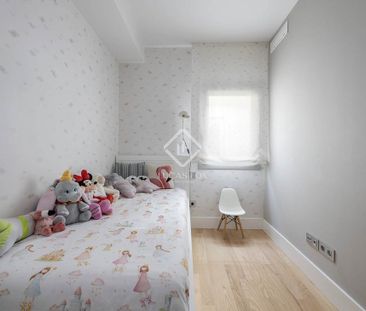 Barcelona, Catalonia 08002 - Photo 2