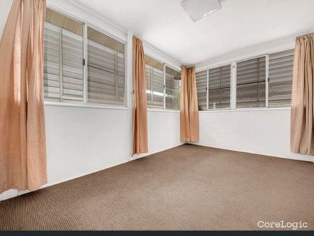 59 Toolooa Street, South Gladstone - Photo 3