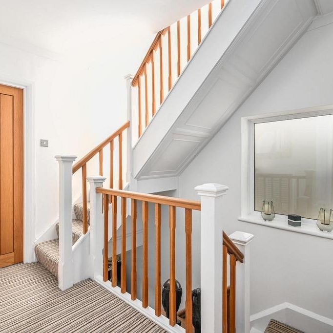4 bedroom semi-detached house to rent - Photo 1