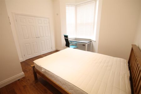 Lansdowne Court, Gosforth - Photo 4