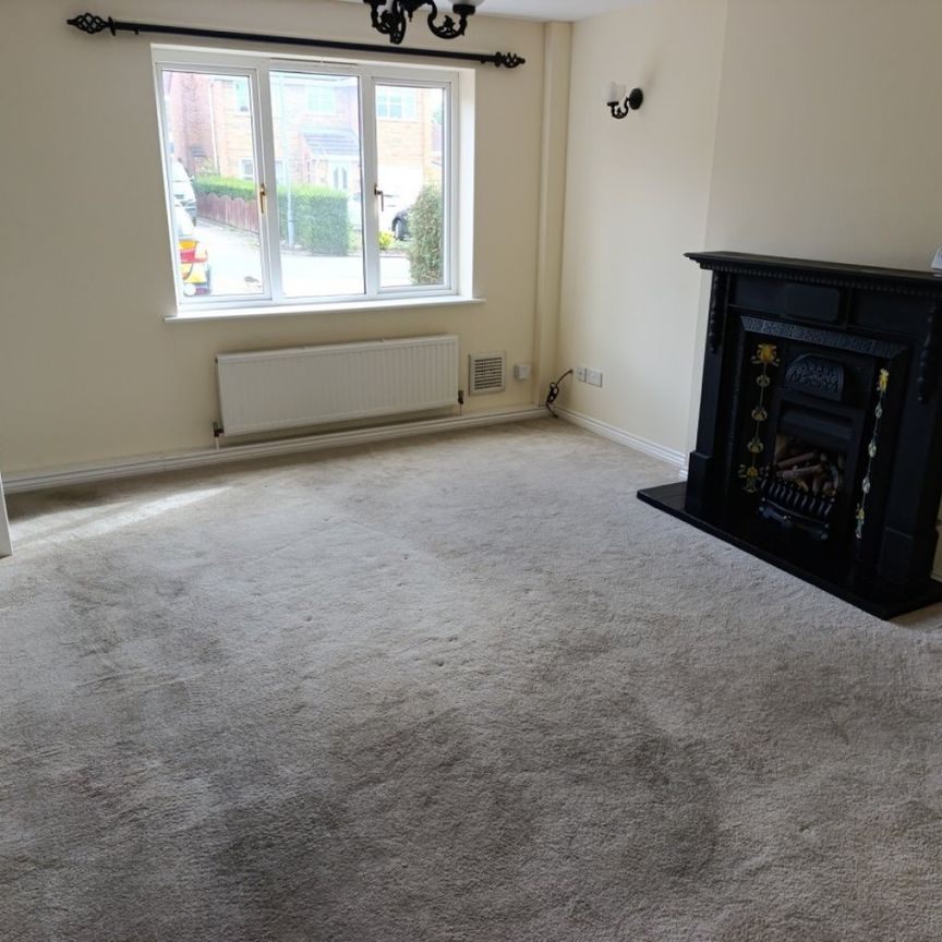 3 bed Semi-Detached - To Let - Photo 1