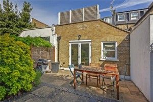 Chaldon Road, London, SW6 - Photo 4