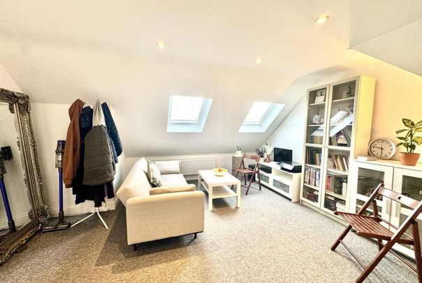 1 bedroom flat to rent - Photo 1