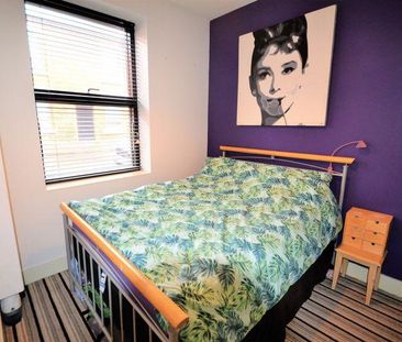 2 bedroom terraced house to rent - Photo 6