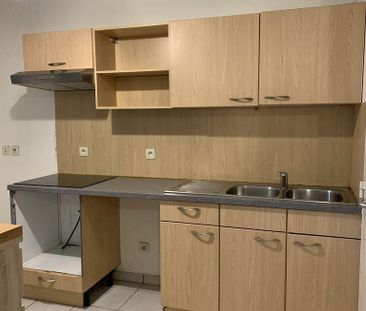 Location Appartement 3 pièces 54m² VALENCE 26000 - Photo 3