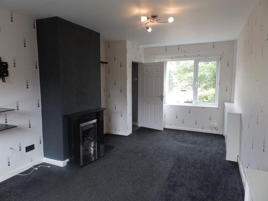 3 bedroom end of terrace house to rent - Photo 1