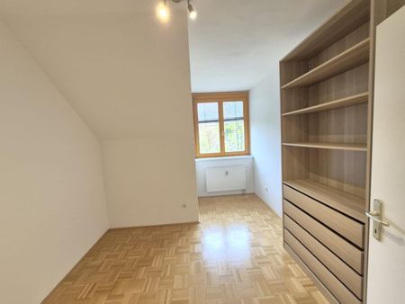 Mietwohnung mit 3 Zimmer, Balkon und Tiefgarage in St. Peter - Photo 2