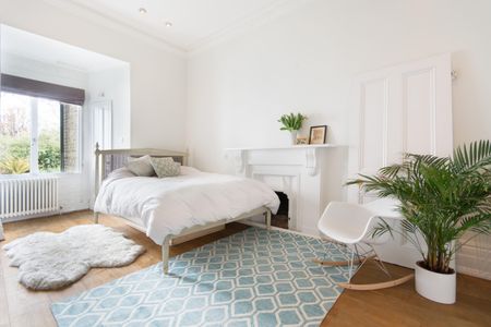 Ladbroke Grove - Photo 3