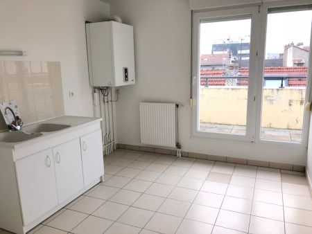 Location appartement T3 83.87m² à Reims (51100) - Photo 4