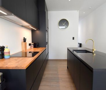 Stadswoning met 2/3 slaapkamers en zonnige stadstuin in Kortrijk - Photo 3