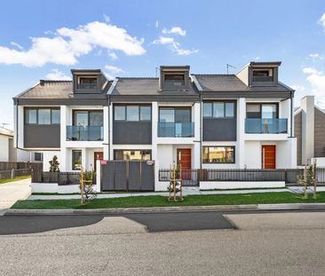 Brand-New Four-Bedroom Townhouse in Prime Location - Photo 5