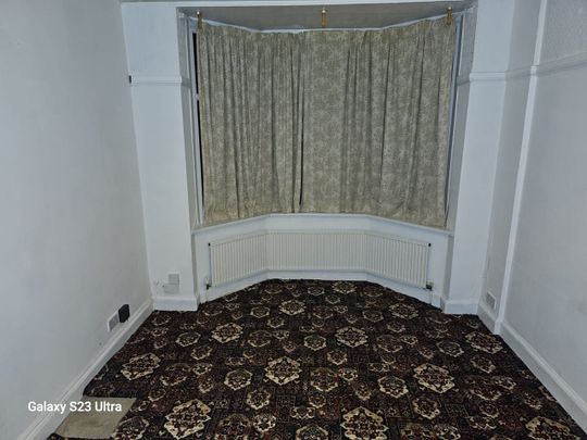 3 Bed Terraced House, Freeman Road North, LE5 - Photo 1