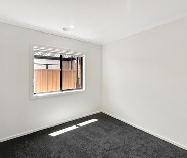 Modern Comfort and Effortless Living - Photo 6