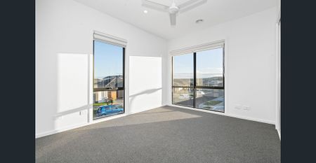 Modern Living Moments from Donnybrook Station - Photo 2