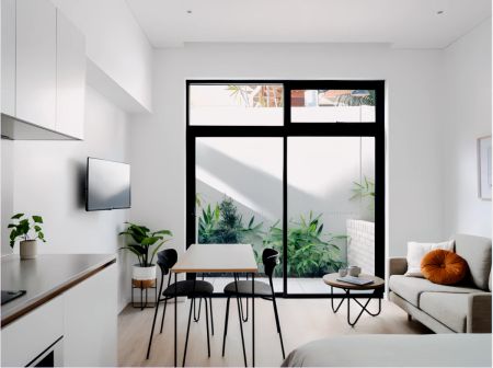 Studio Courtyard - Photo 3