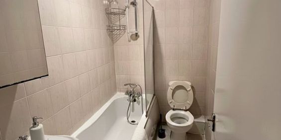 1 Bed Flat, Dalston Lane, E8 - Photo 3