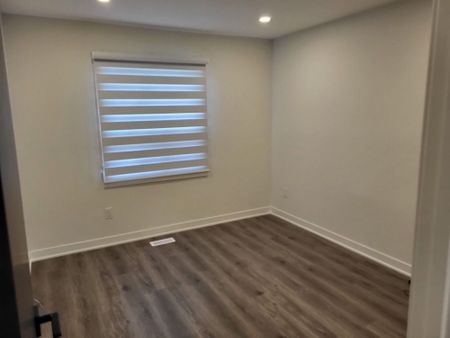 For Lease - 116 Elinor Avenue Unit# Upper Level, Toronto, Ontario - Photo 4