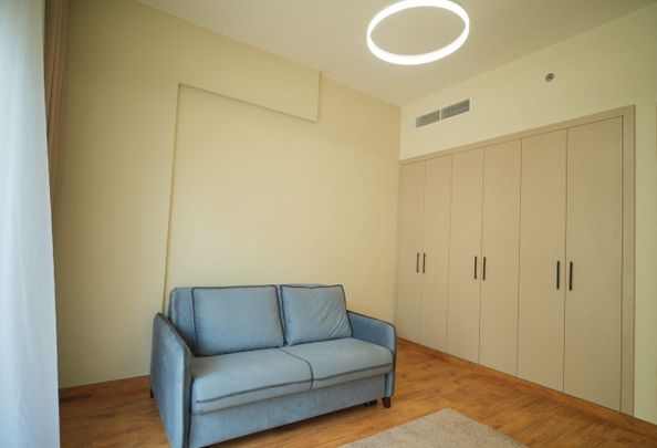 Ready to Move | Near Metro | Spacious Apartment - Photo 1