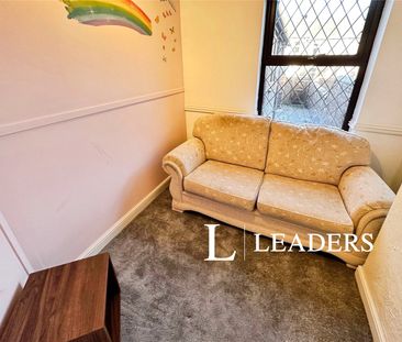 2 bedroom house to rent Langley Street, Stoke-on-Trent, Staffordshi... - Photo 5