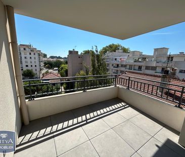 Location Appartement 2 pièces 44m² TOULON 83100 - Photo 4