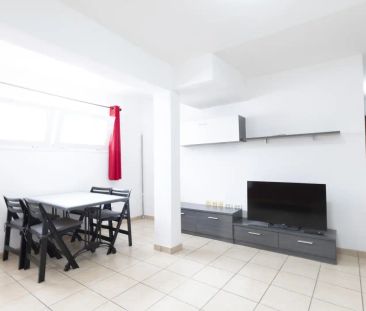 Apartamento de alquiler en C/ las Palmeras, 18, 5, Longuera - Toscal - Photo 1