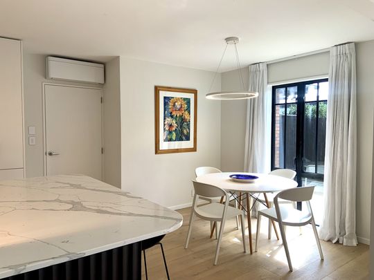 Riccarton, 3 bedrooms - Photo 1