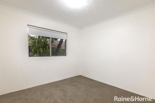 2 Bedroom Unit in a Quiet Street! - Photo 1