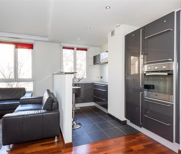 Location Appartement 63m² - Photo 3